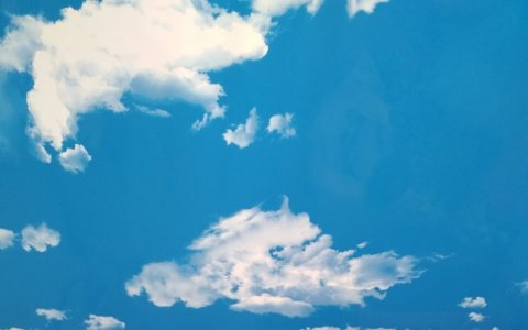 Фото потолка небо с облаками